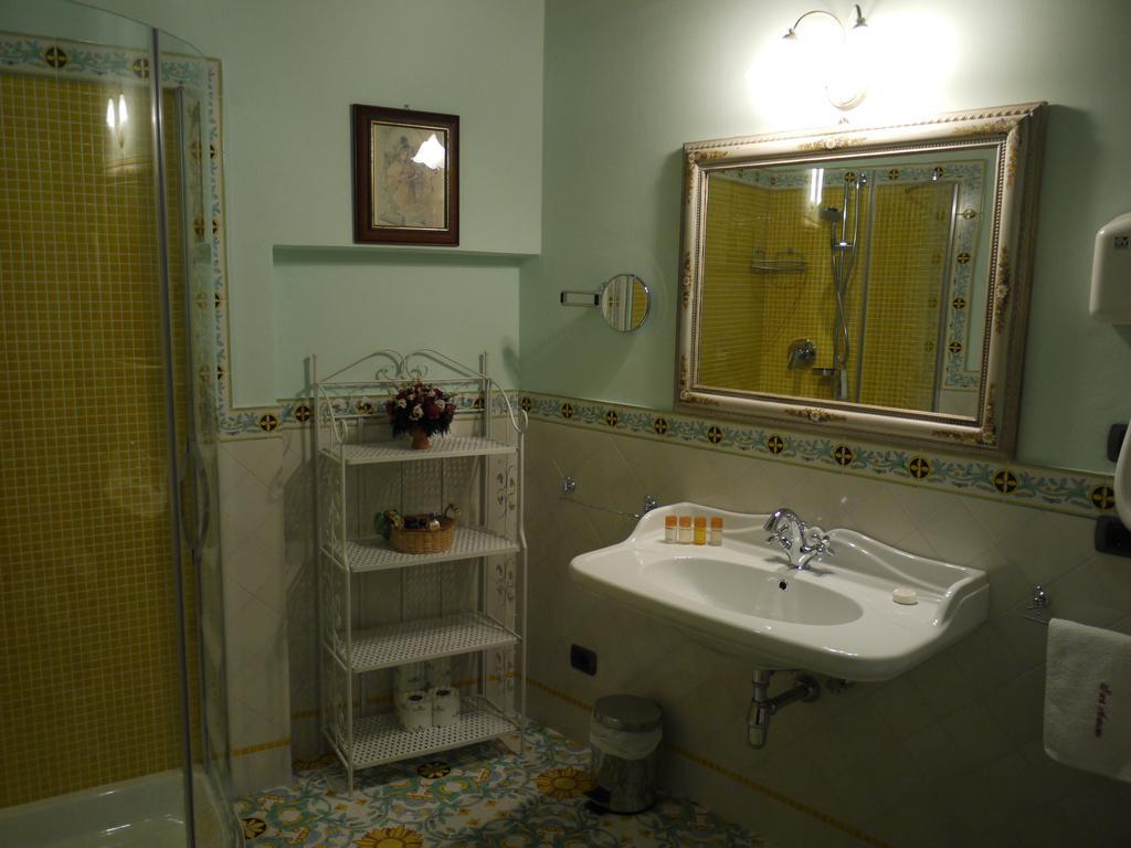 Il Corso Apartment มอนติปุลเชียโน ภายนอก รูปภาพ