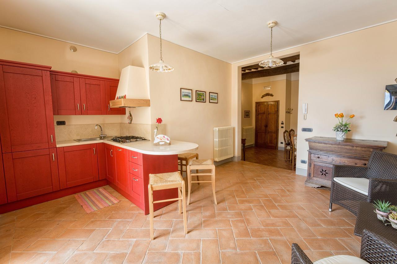 Il Corso Apartment มอนติปุลเชียโน ภายนอก รูปภาพ